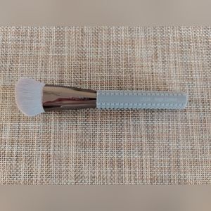 Laruce Contour Brush